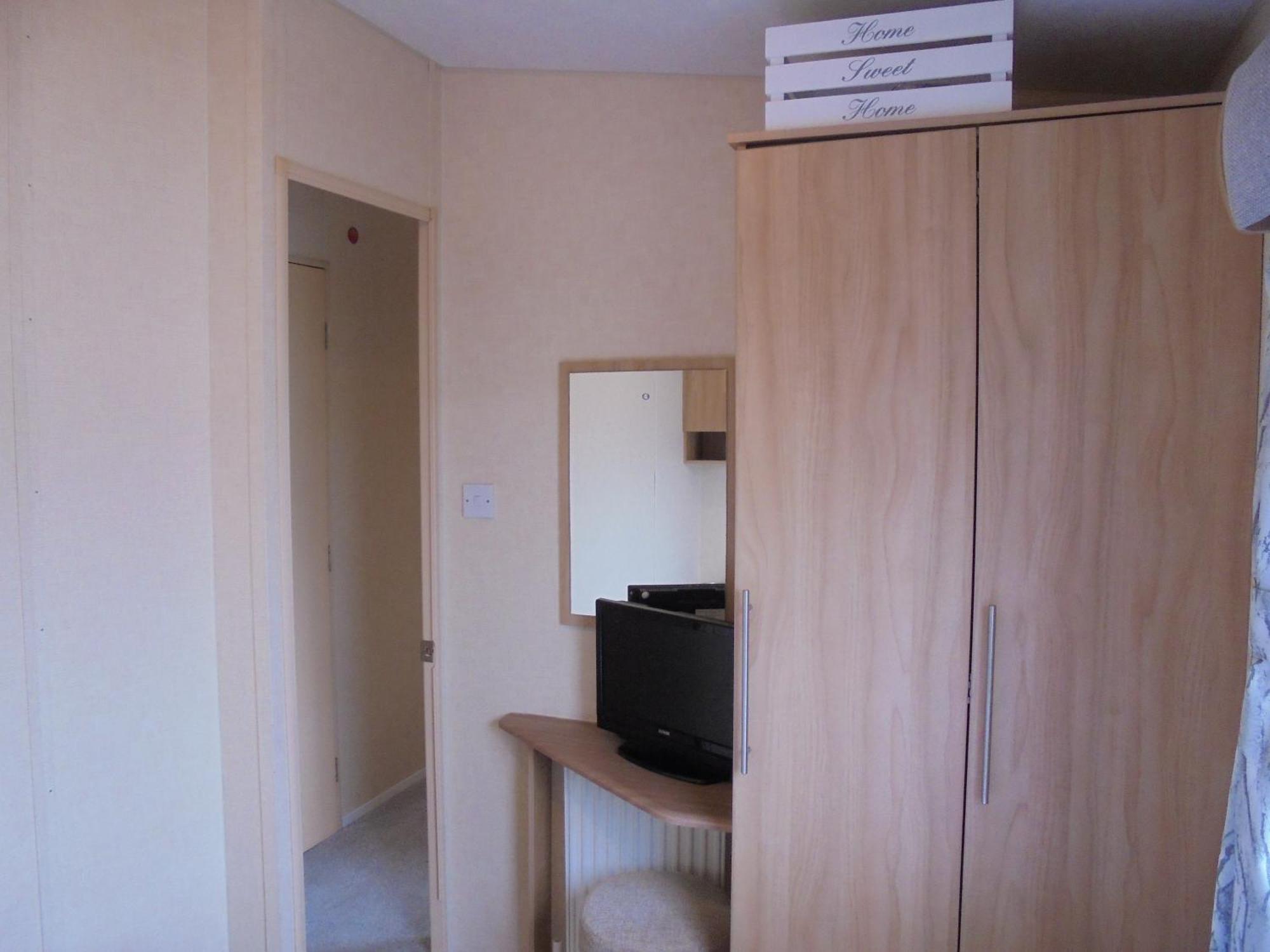 Apartment 8 Berth On Southview Bowness Heated *