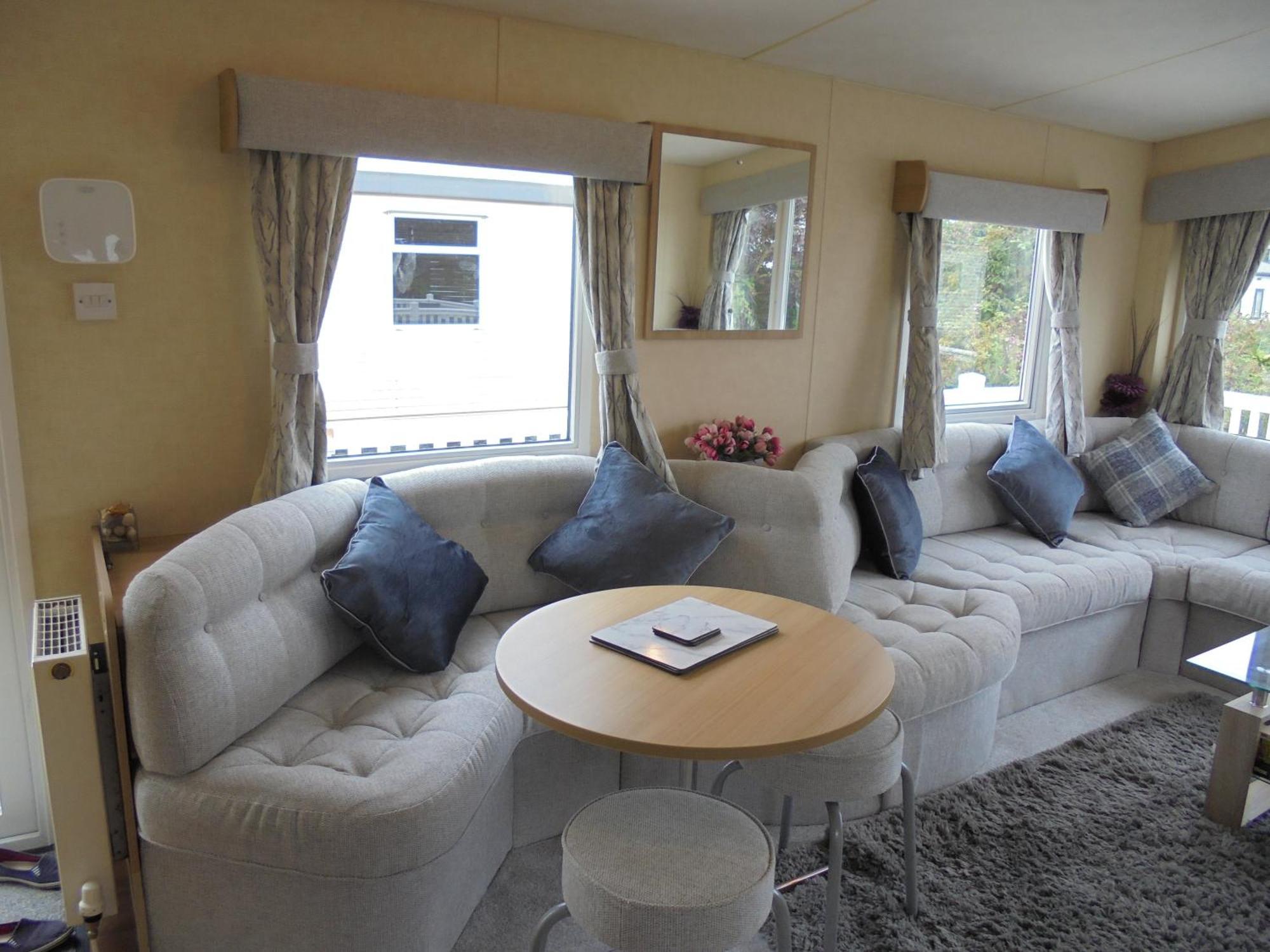 8 Berth On Southview Bowness Heated *